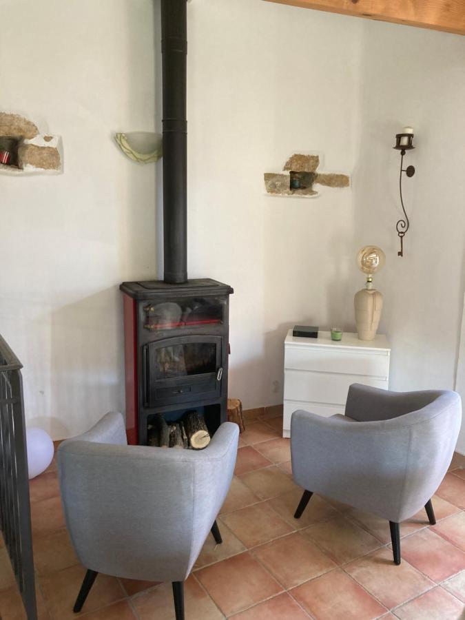 Sainte-Anastasie-sur-IssoleA L'Ombre Du Gros Chene别墅 外观 照片